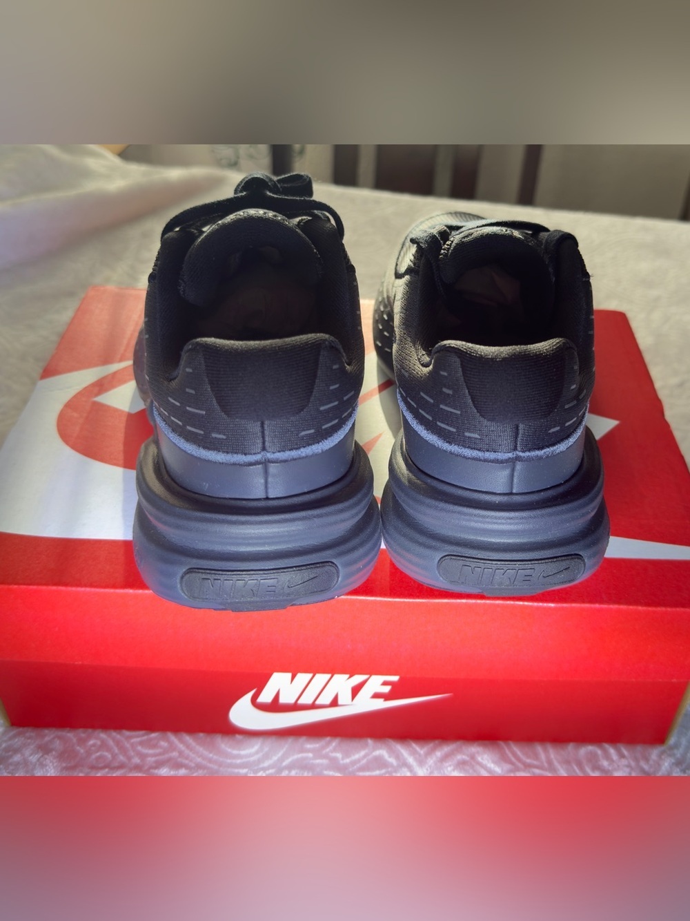 Nike Black Running Sneakers Size 6 Women’s – New in Box - Picture 5 of 6